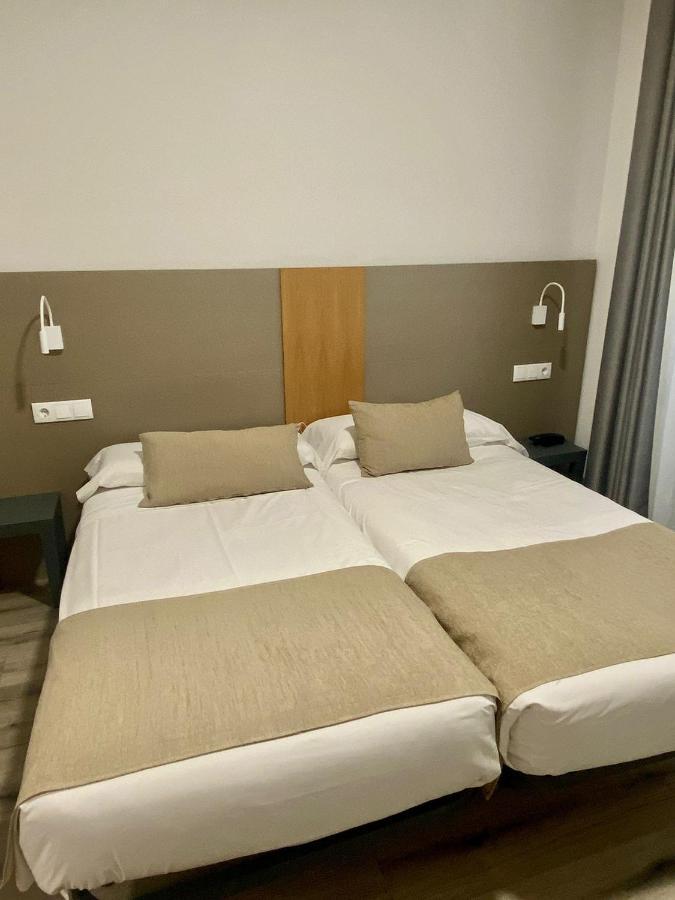 Pension Residencia Fornos Santiago de Compostela Ngoại thất bức ảnh