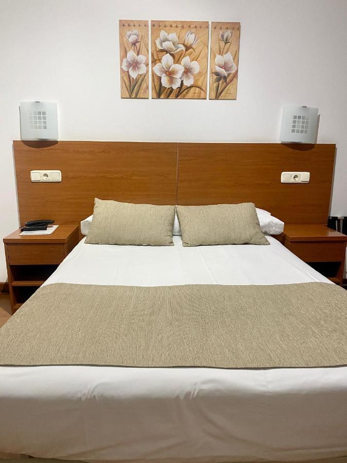 Pension Residencia Fornos Santiago de Compostela Ngoại thất bức ảnh